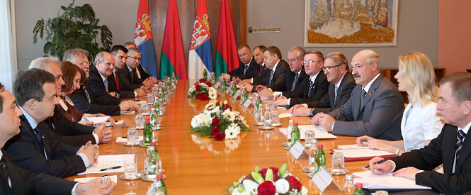 Александр Лукашенко провел переговоры с Президентом Сербии Томиславом Николичем