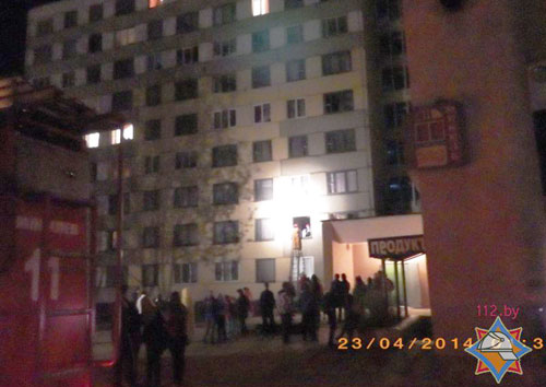 Пожар в одной из комнат общежития по улице Крупской в Могилеве вспыхнул около часа ночи 23 апреля