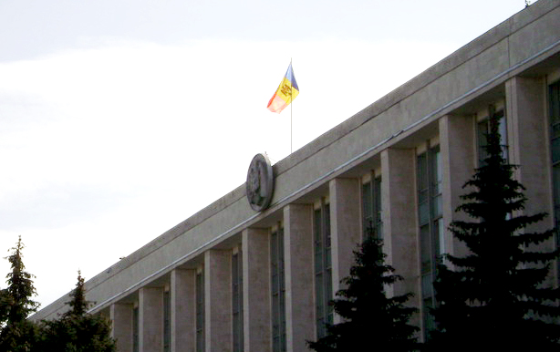 здание правительство Молдовы