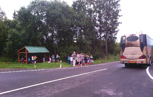Автобус с детьми, следовавший из Нарочи в Серпухов, загорелся под Смоленском