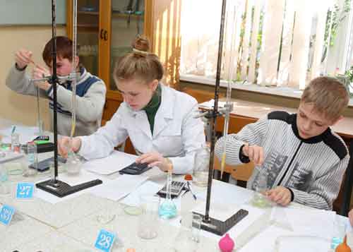 Белорусские школьники завоевали 7 медалей на международной олимпиаде по химии