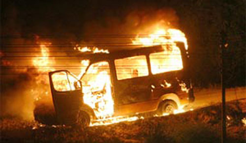 Около полудня 19 февраля в Гомеле (на улице Дружба) автомобиль «Фольксваген» сгорел вместе с водителем