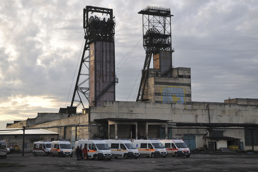 Взрыв на шахте Степная: госпитализировали еще троих горняков