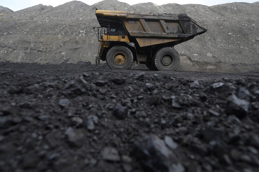 Украина нуждается в миллионах тонн нашего угля — Трамп