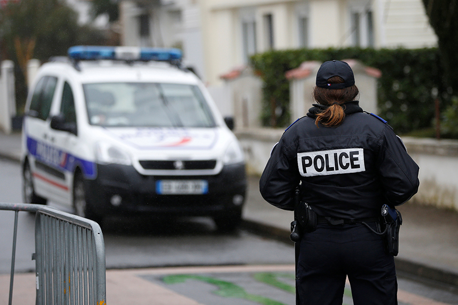 На юге Франции двое неизвестных устроили стрельбу в школе