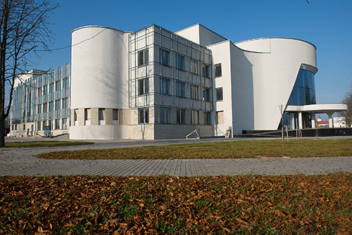 Так теперь выглядит обновленное здание  Гродненской областной филармонии. Фото  Ярослава  Ванюкевича.