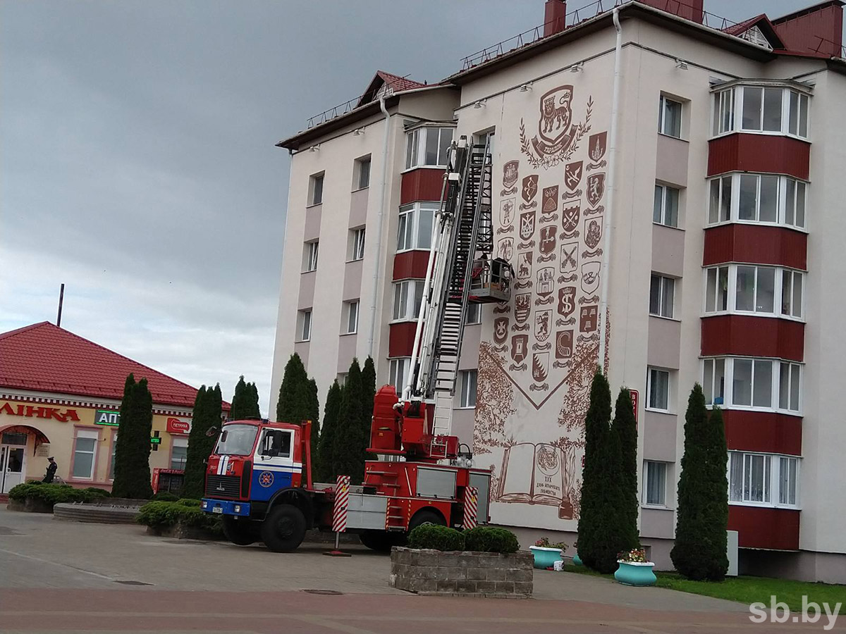 В Городке завершают мурал, посвященный Дню белорусской письменности