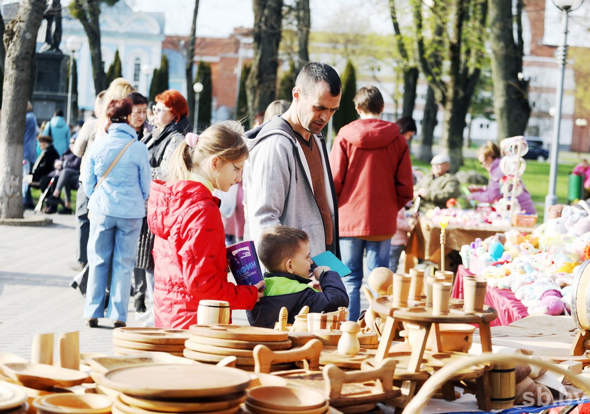 Традиционное открытие городского фонтана состоялось в Щучине