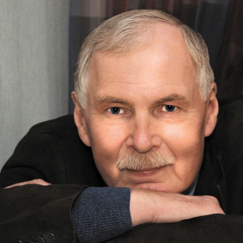 Владимир Гостюхин всем сердцем полюбил Беларусь и теперь много времени  проводит в своем доме в Нарочанском крае