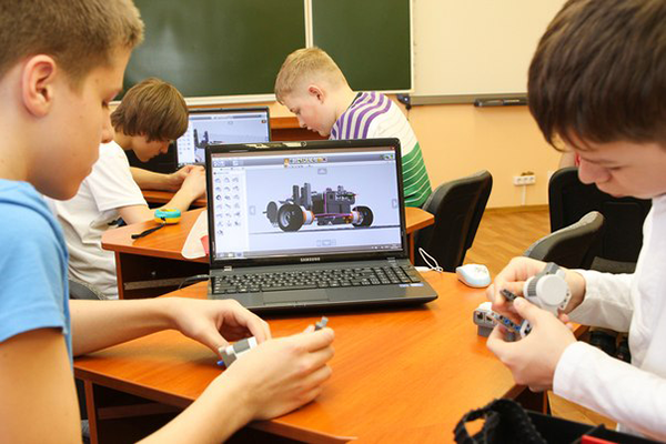 Этап Всемирной олимпиады роботов (WRO 2014) впервые пройдет в Беларуси