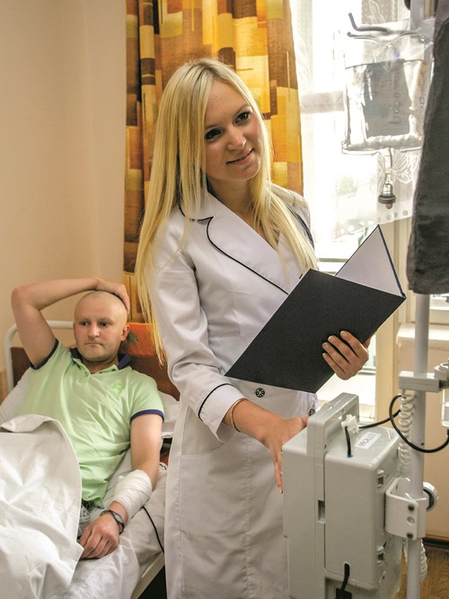 Oncologist-doctor Yulia Kitel. Photo Vladimir Shlapak