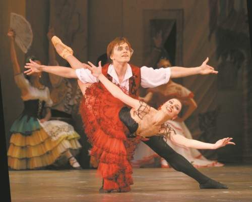 Одна из лучших  балетных  пар страны: вместе на сцене и в жизни.