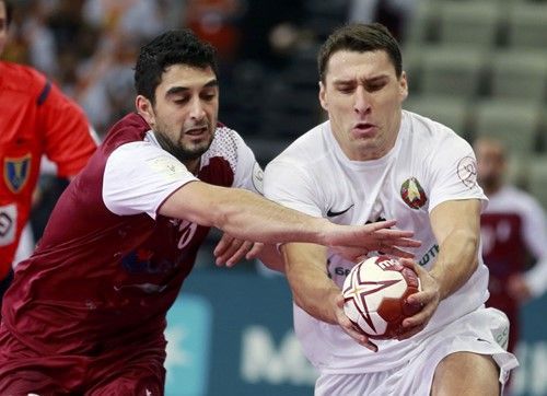 В первом тайме матча с катарцами белорусы вели в счете пять мячей, а во втором развалились и проиграли — 22:26.