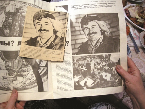 A young builder in a  newspaper  photo reportage of 1992  is he, Valery Semenchuk