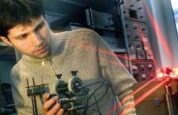 Малады фізік Аляксей Вайніловіч вывучае ўласцівасці лазераў і светадыёдаў